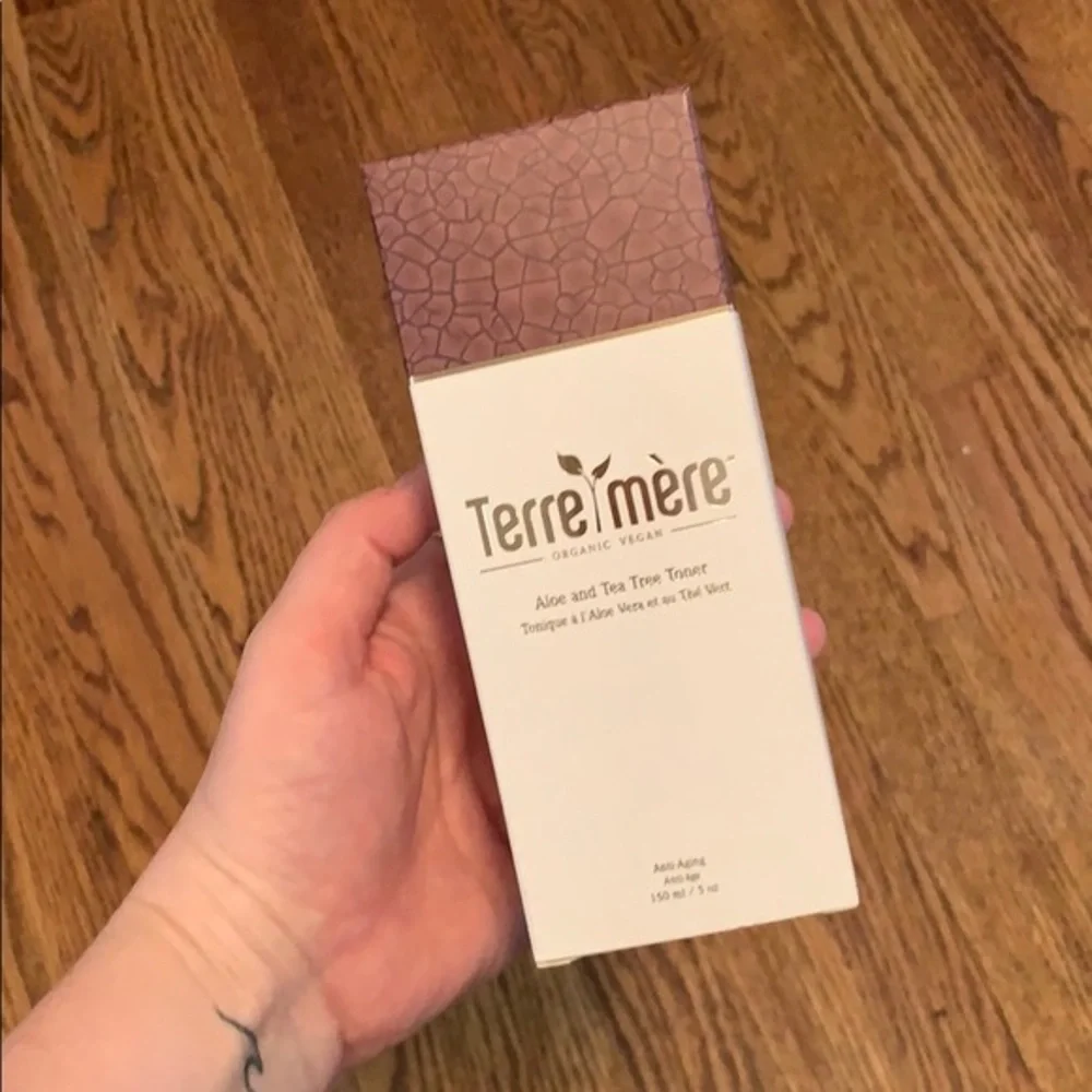 NIB Terre Mere Aloe and Tea Toner